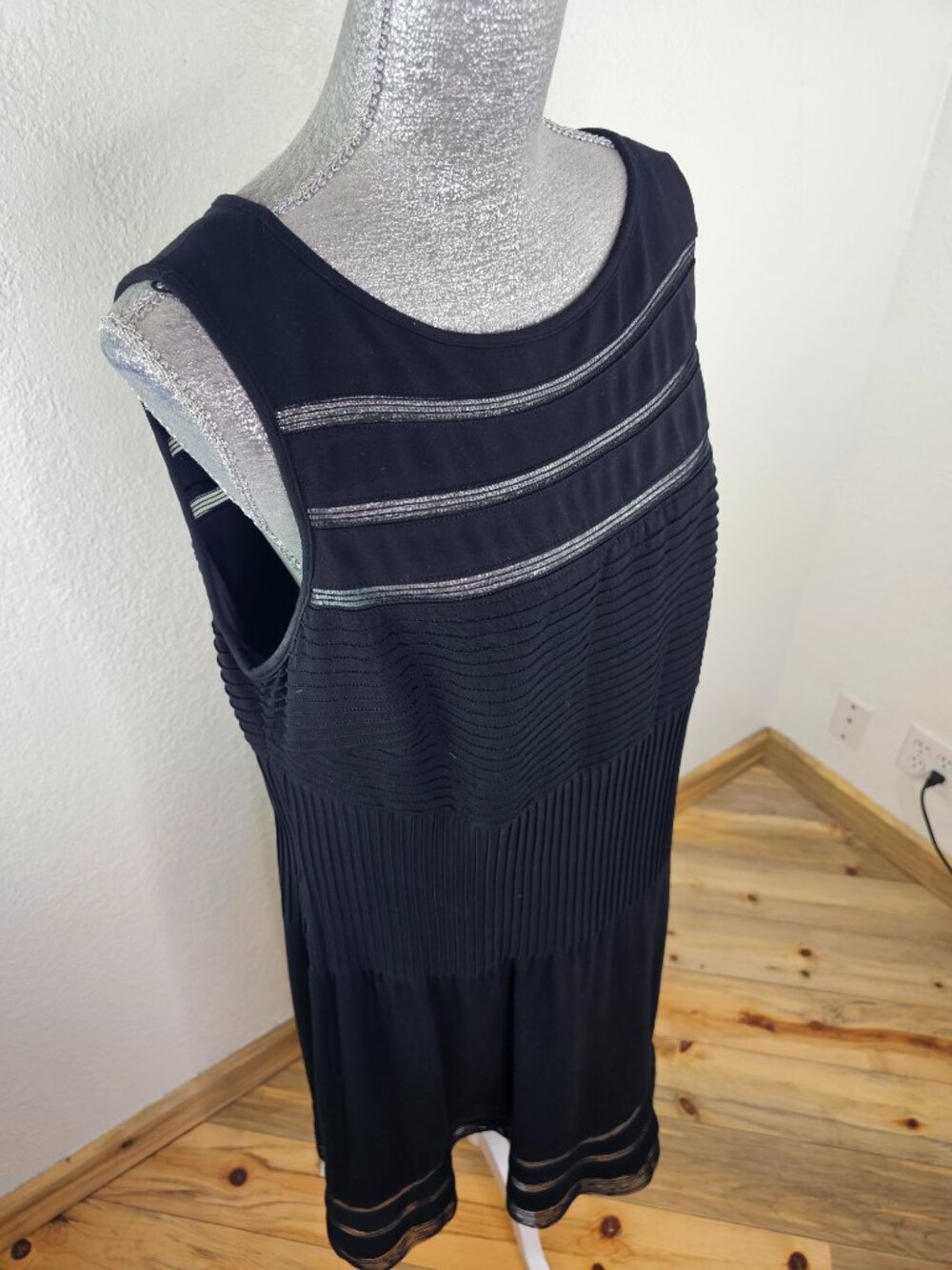 Adrianna Papell Shutter Pleat Sheath Black Dress Size 16W